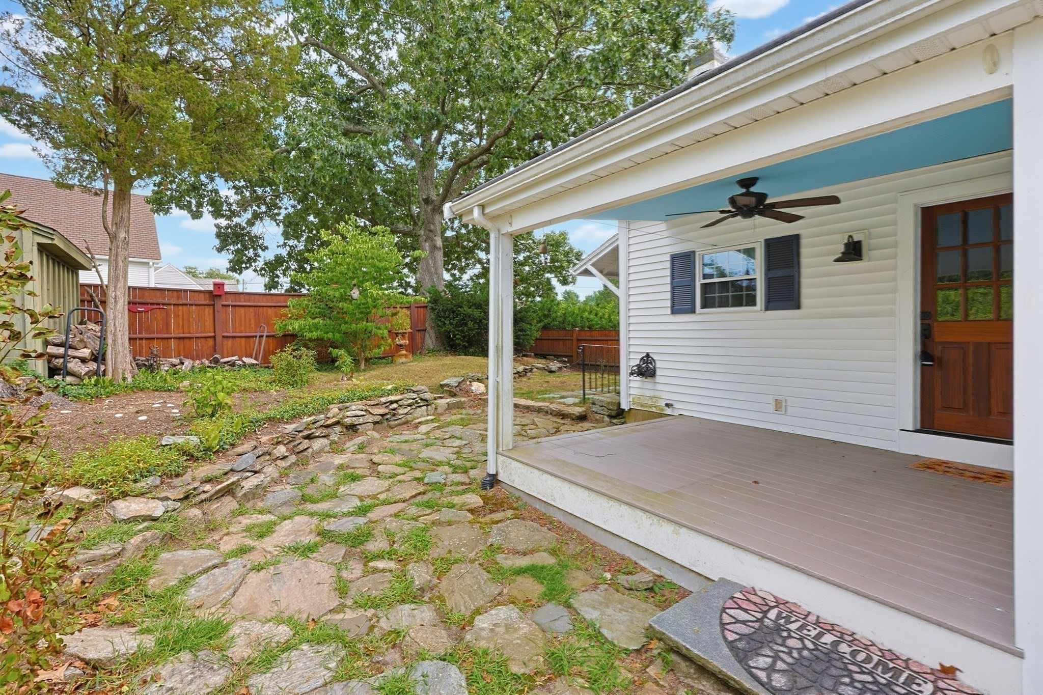 260 State Road Property Photo 23