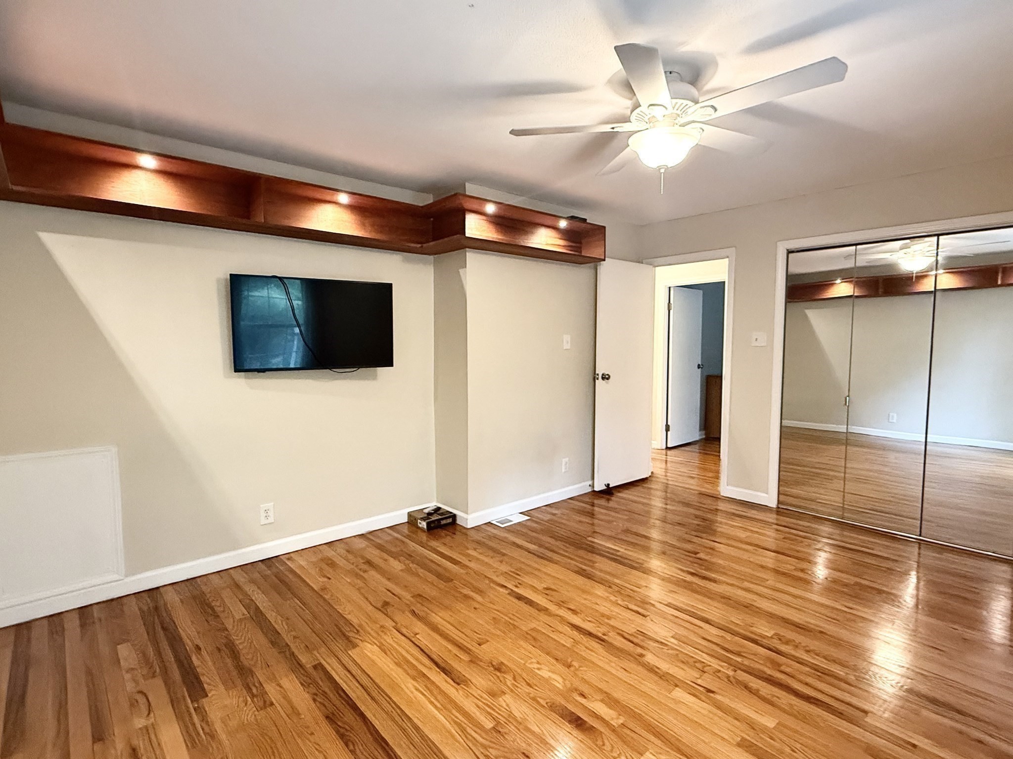 115 Jamestown Drive # 115 Property Photo 19