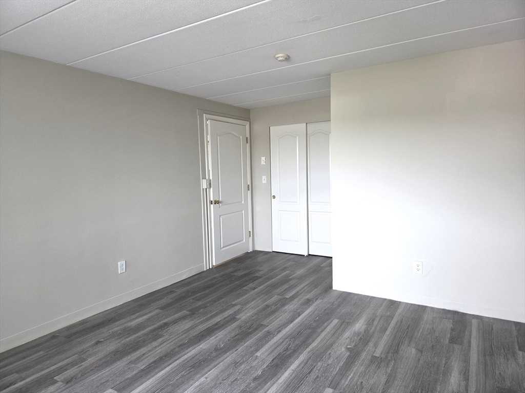 576 Washington Street # 404 Property Photo 14