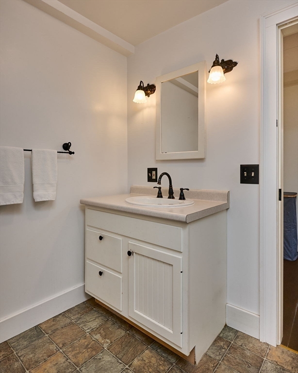 179 South St Property Photo 25