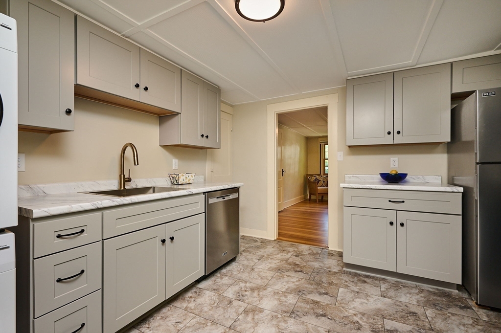 179 South St Property Photo 27