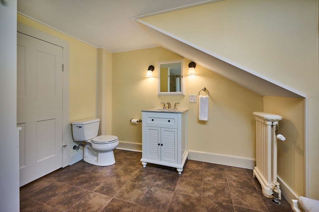 179 South St Property Photo 34