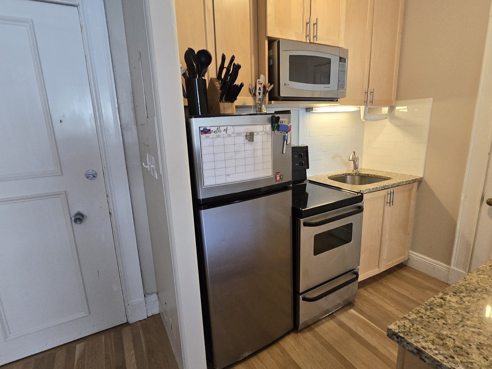 21 Beacon St # 6c Property Photo 3