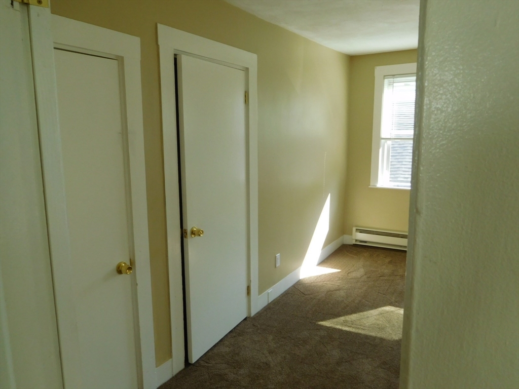 67 Washington Street Property Photo 6