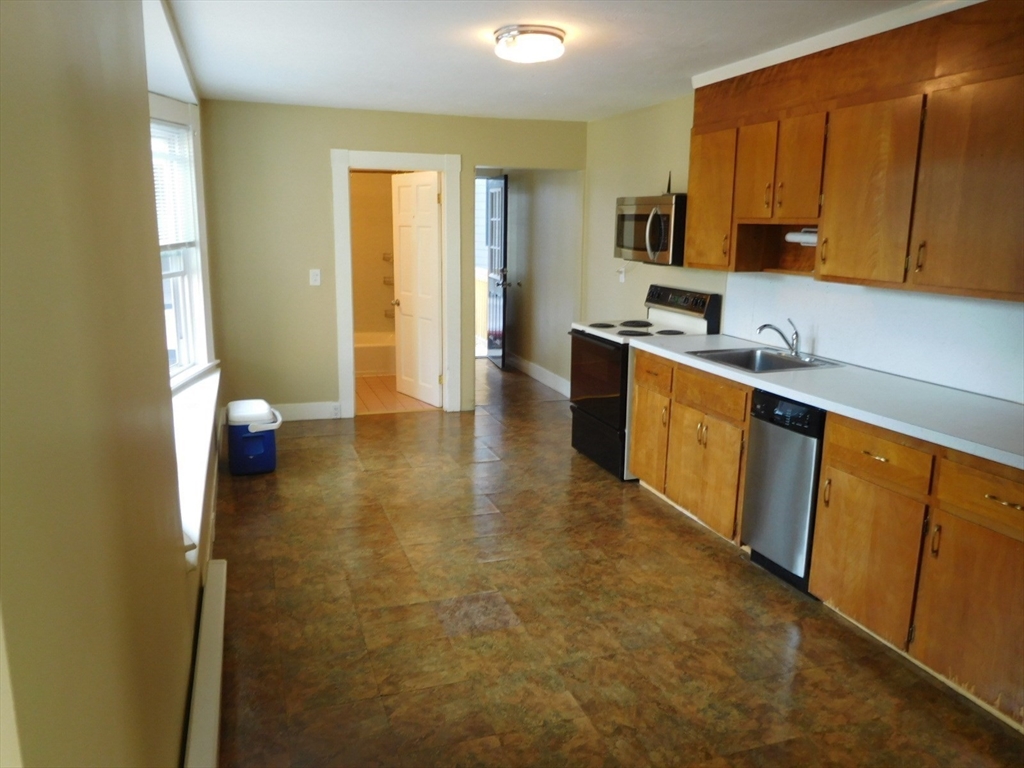 67 Washington Street Property Photo 13