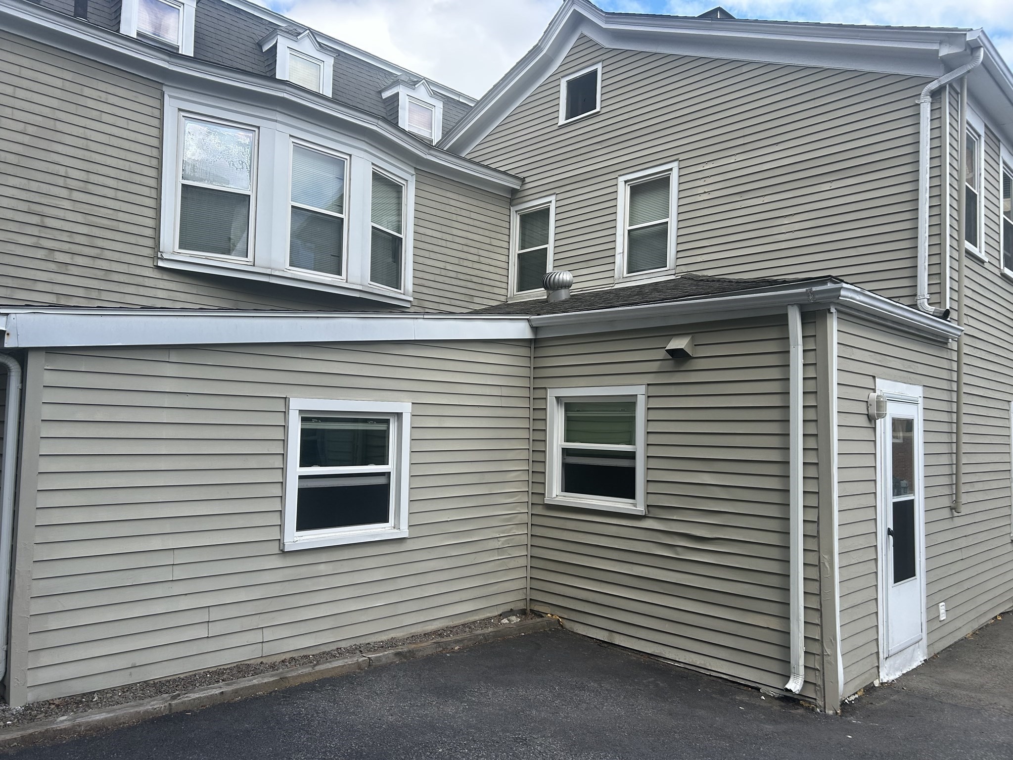 67 Washington Street Property Photo 42