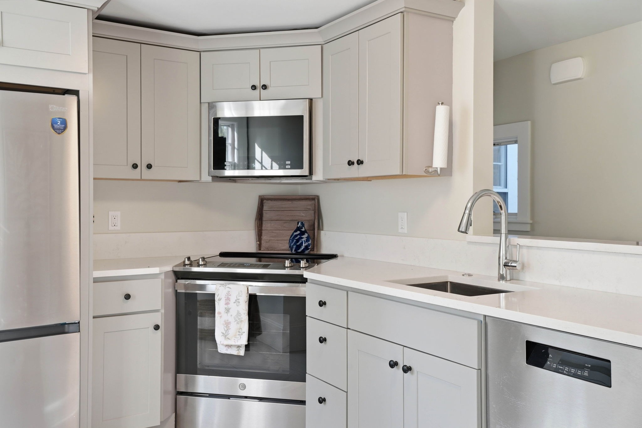 198 South Street # A Property Photo 10