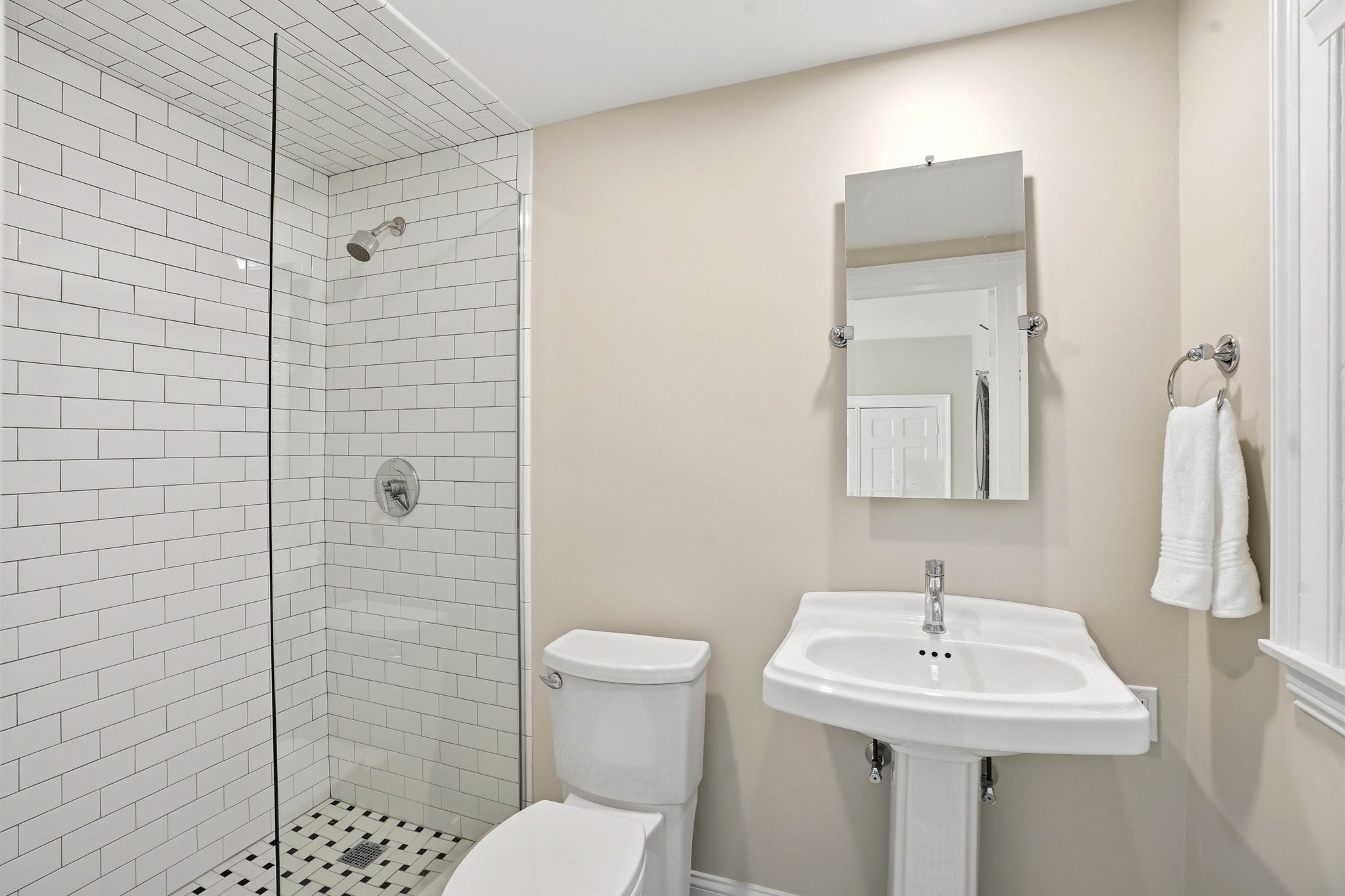 198 South Street # A Property Photo 17