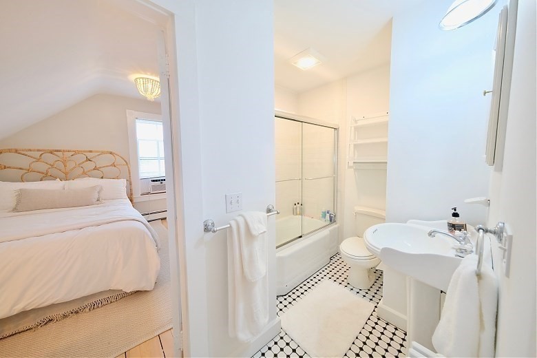 82 Center Property Photo 22