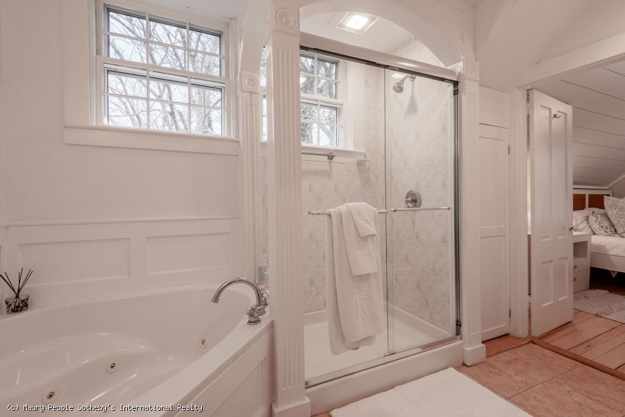 82 Center Property Photo 28