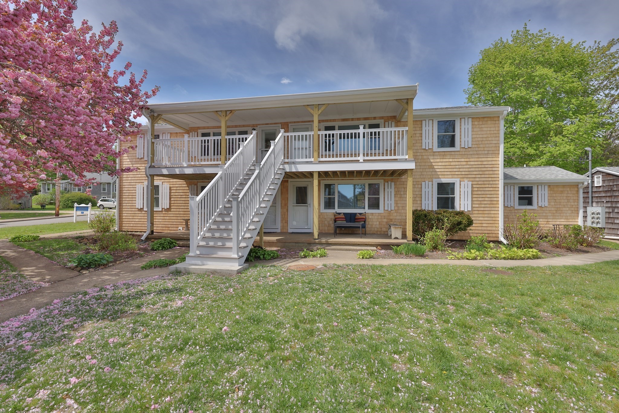 124 Skiff Avenue # 11 Property Photo 1