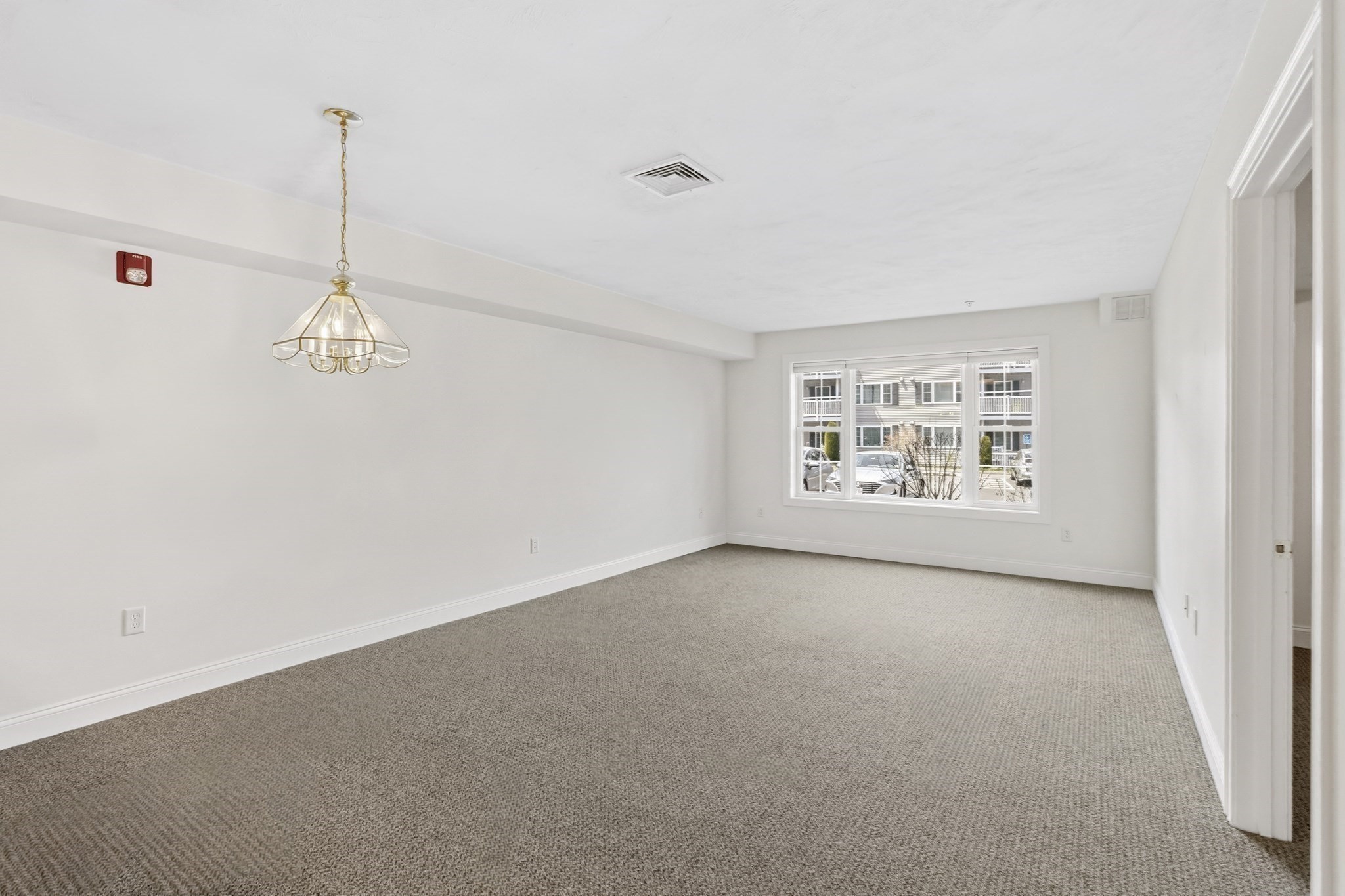 26 Greenleaves Dr # 602 Property Photo 14