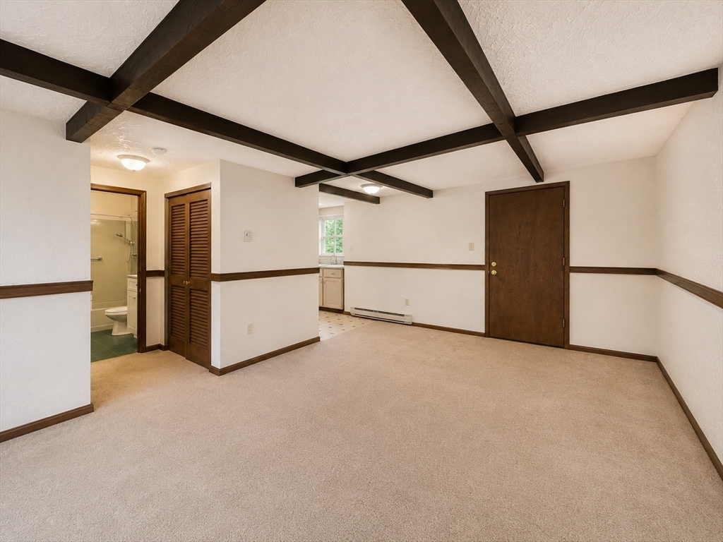 53 Swanson Ct # 33c Property Photo 2