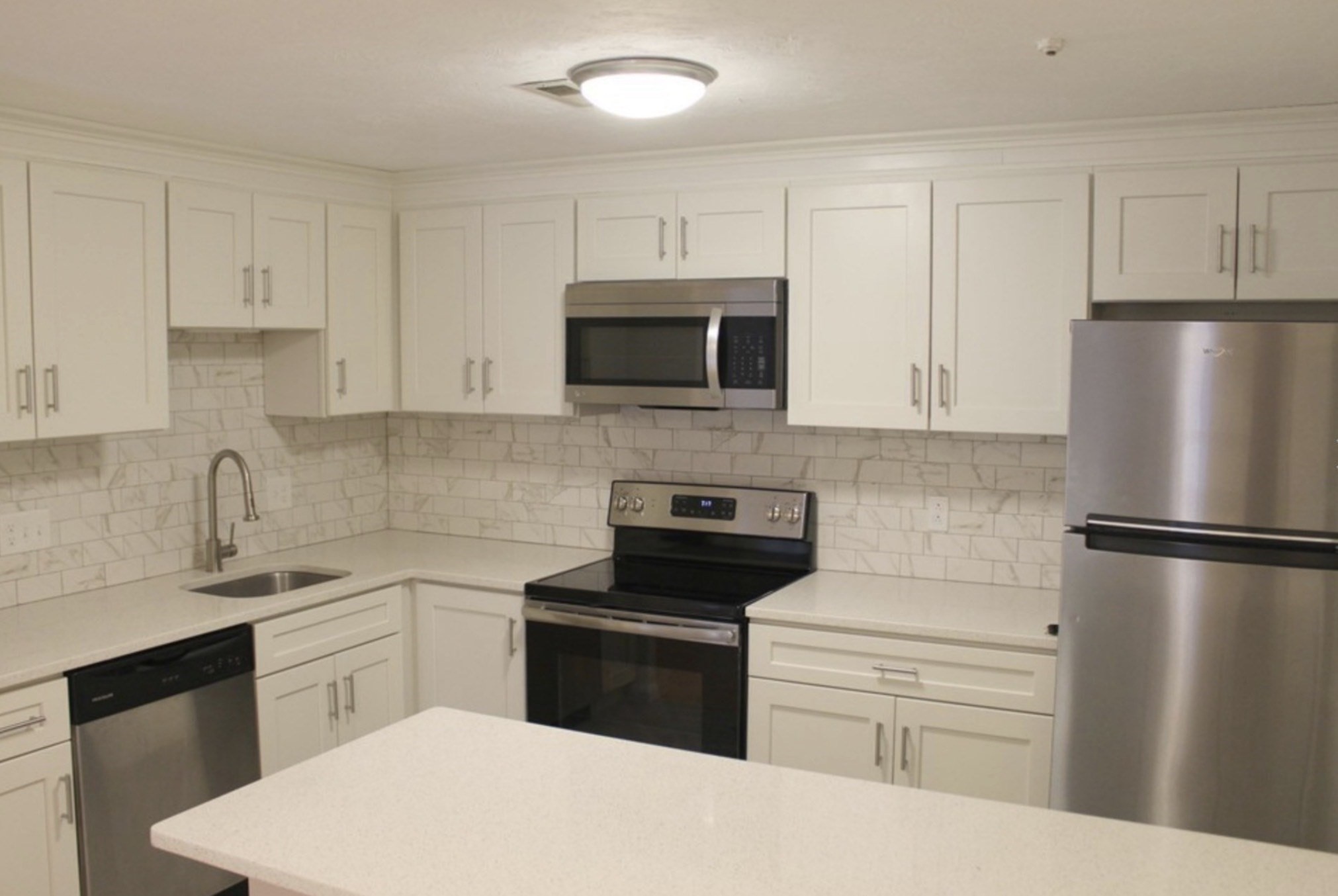 354 Neponset St Property Photo 2