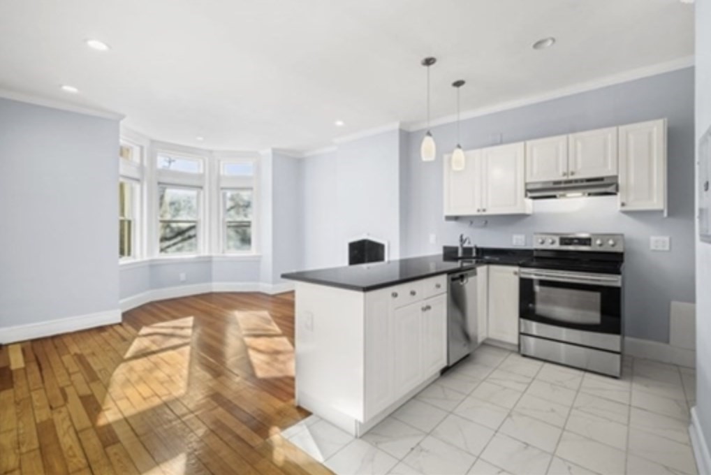 1834 Beacon St # 5 Property Photo 1