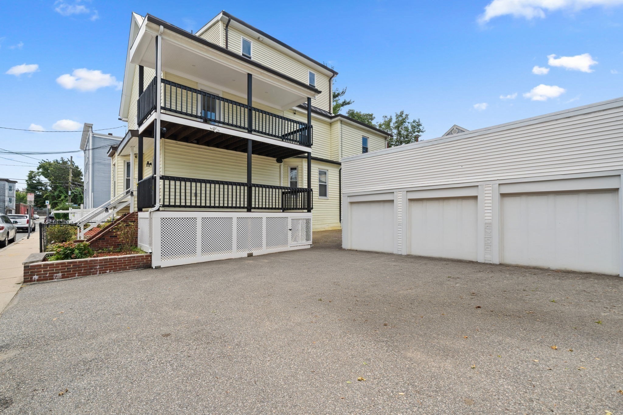 29 Hanson St # 1 Property Photo 35