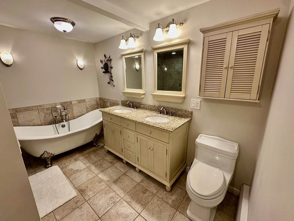 20 Crest Ln Property Photo 25
