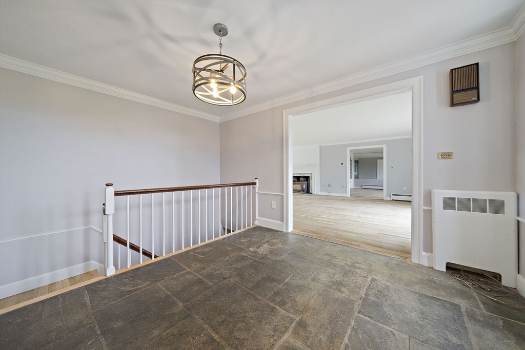 8 Conway Lane Property Photo 15