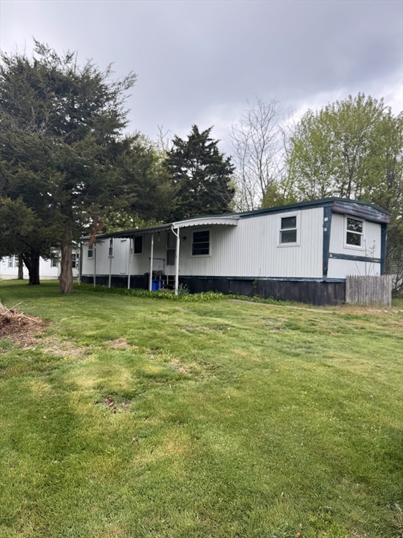 301 Bulgarmarsh Rd Property Photo 1
