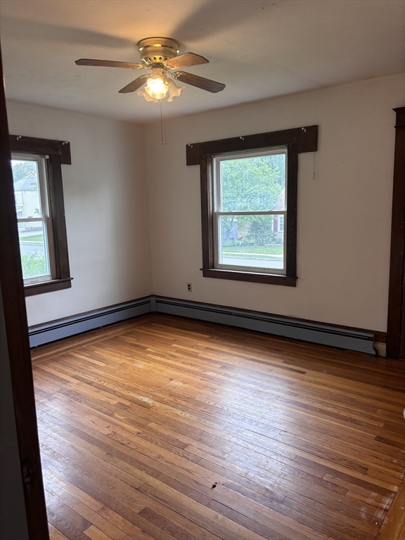 349 Oak St Property Photo 8