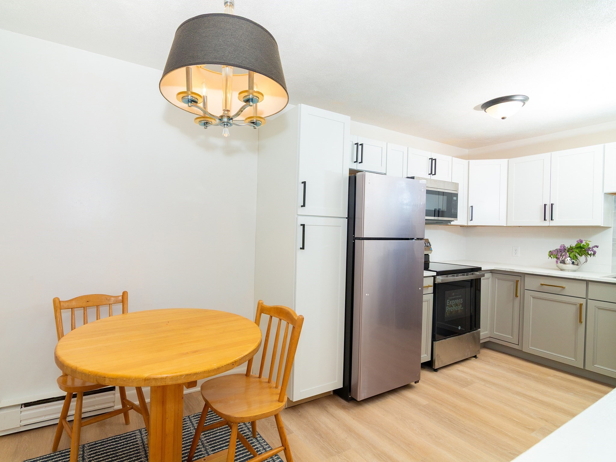 137 Winthrop St # 12a Property Photo 1