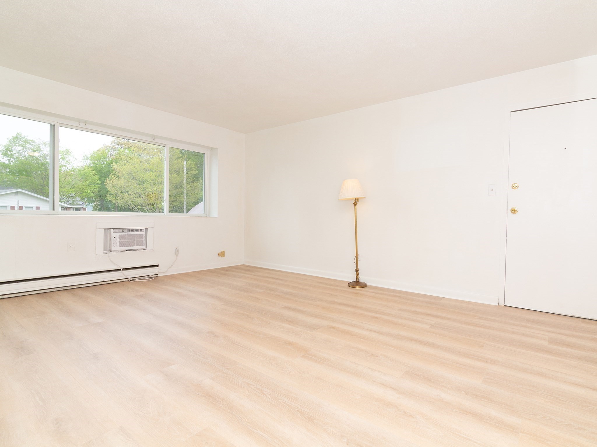 137 Winthrop St # 12a Property Photo 7