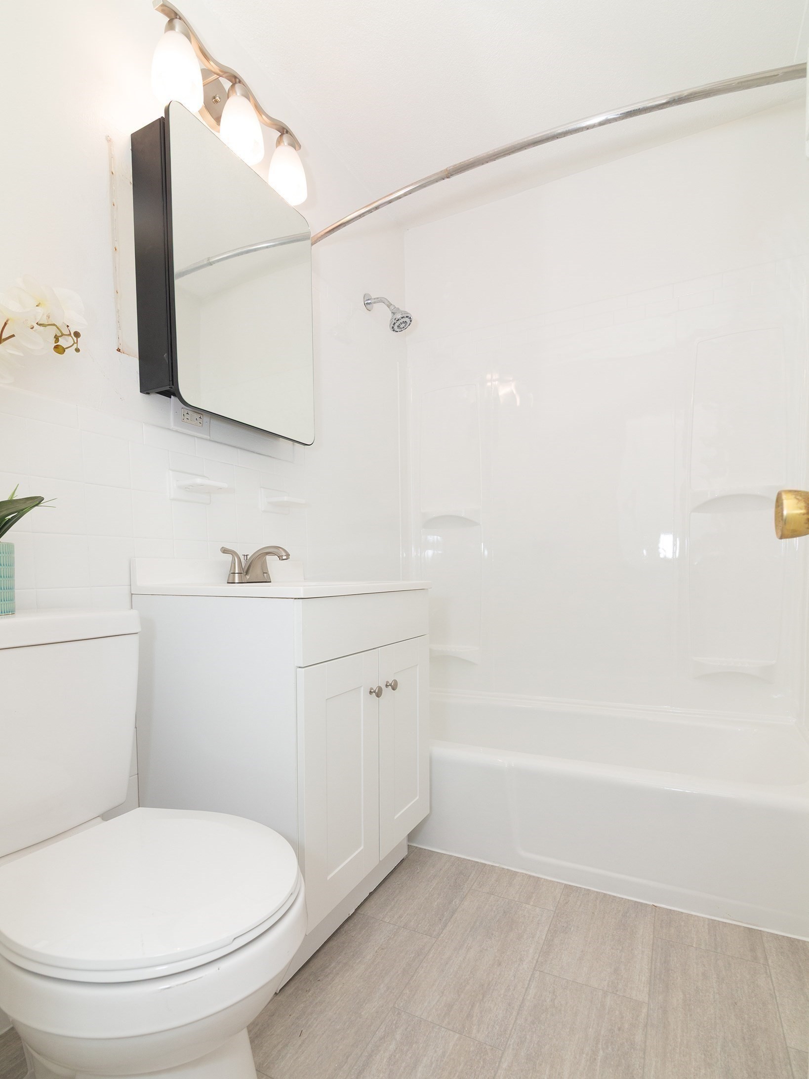 137 Winthrop St # 12a Property Photo 17