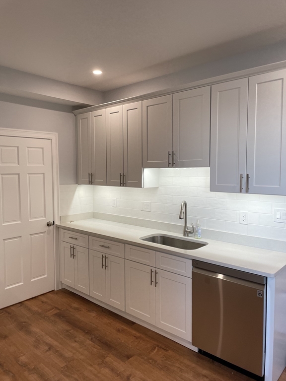 3 Alton # 2 Property Photo 16