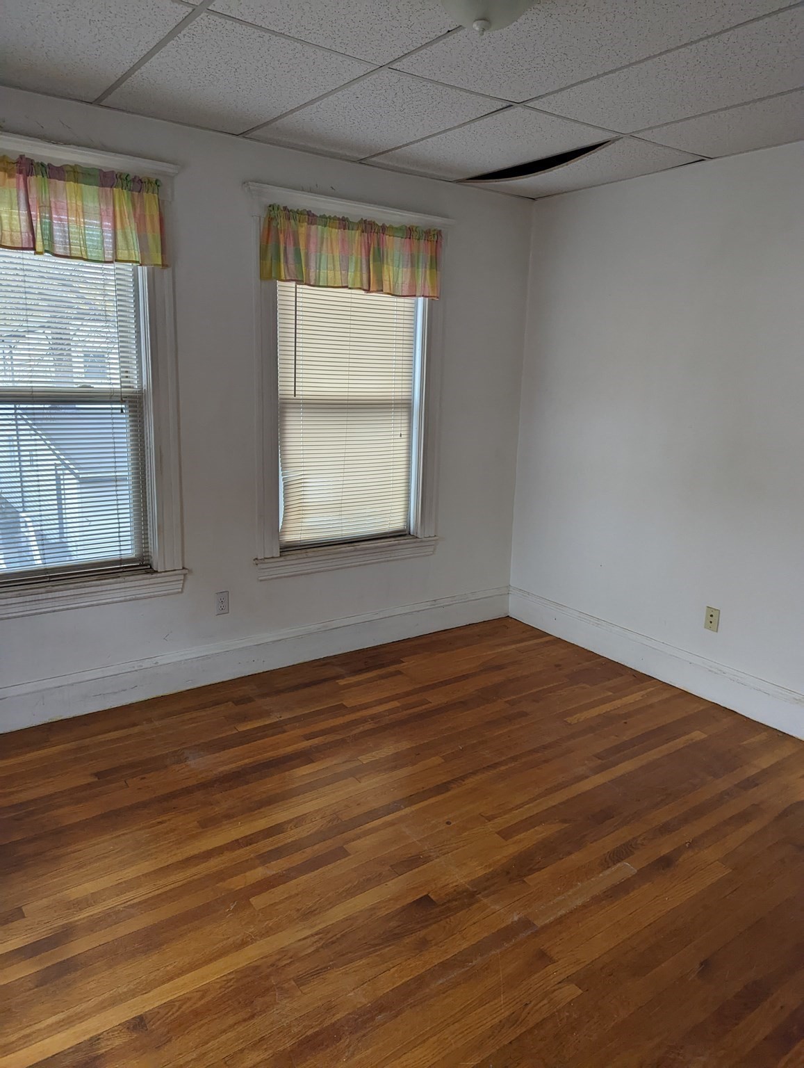 545 Revere St Property Photo 32