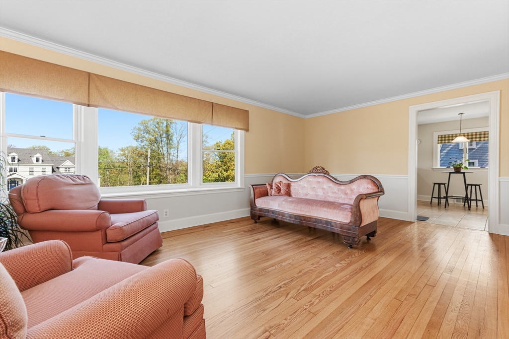 122 Deerfoot Rd Property Photo 8