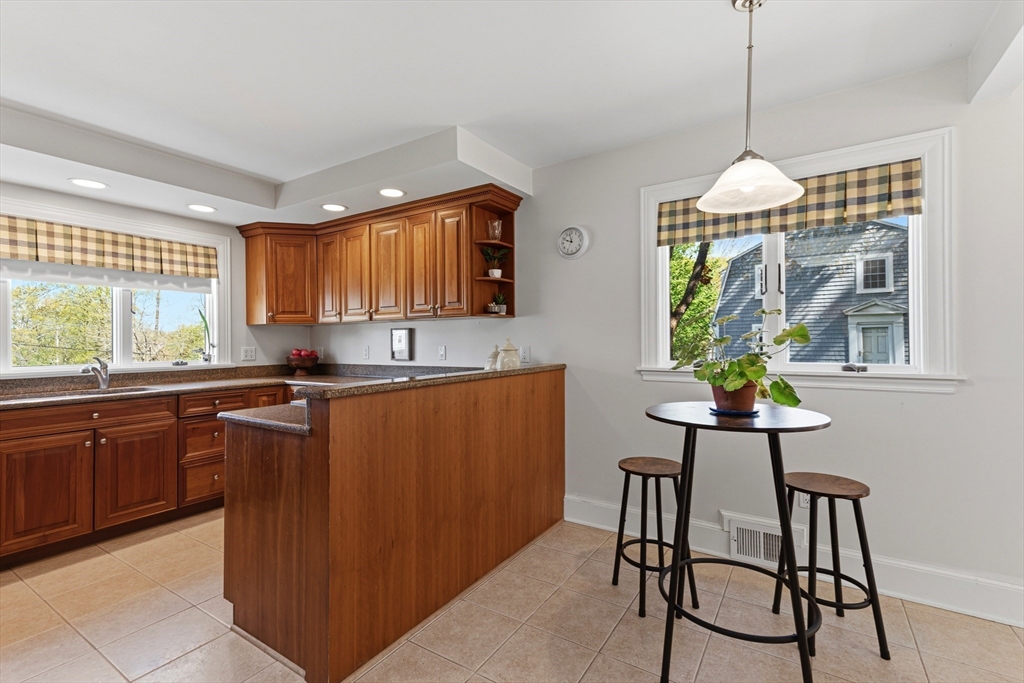 122 Deerfoot Rd Property Photo 13