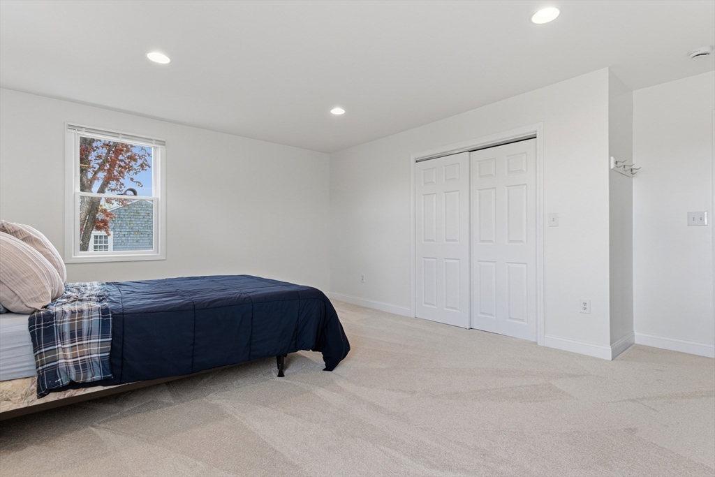 122 Deerfoot Rd Property Photo 21