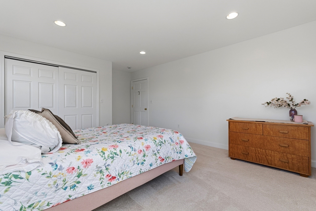 122 Deerfoot Rd Property Photo 25
