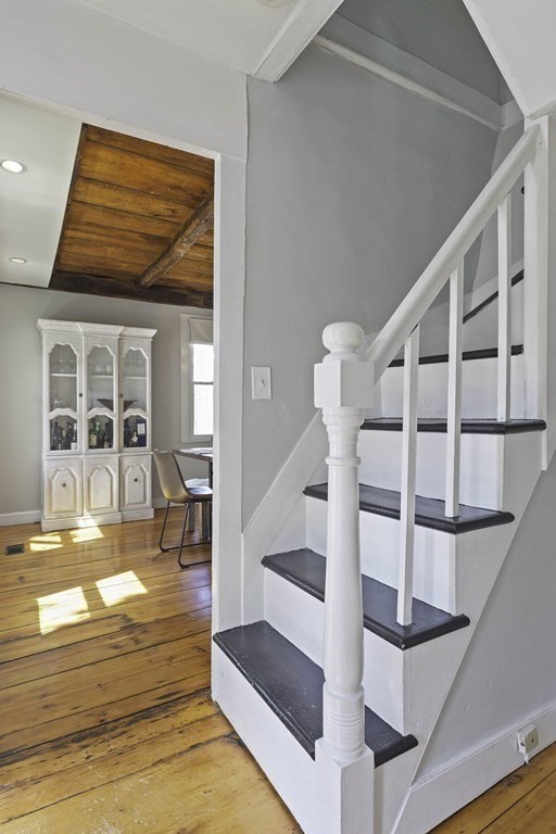 54 Ashland St Property Photo 18