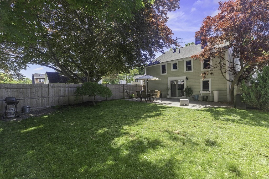 54 Ashland St Property Photo 28