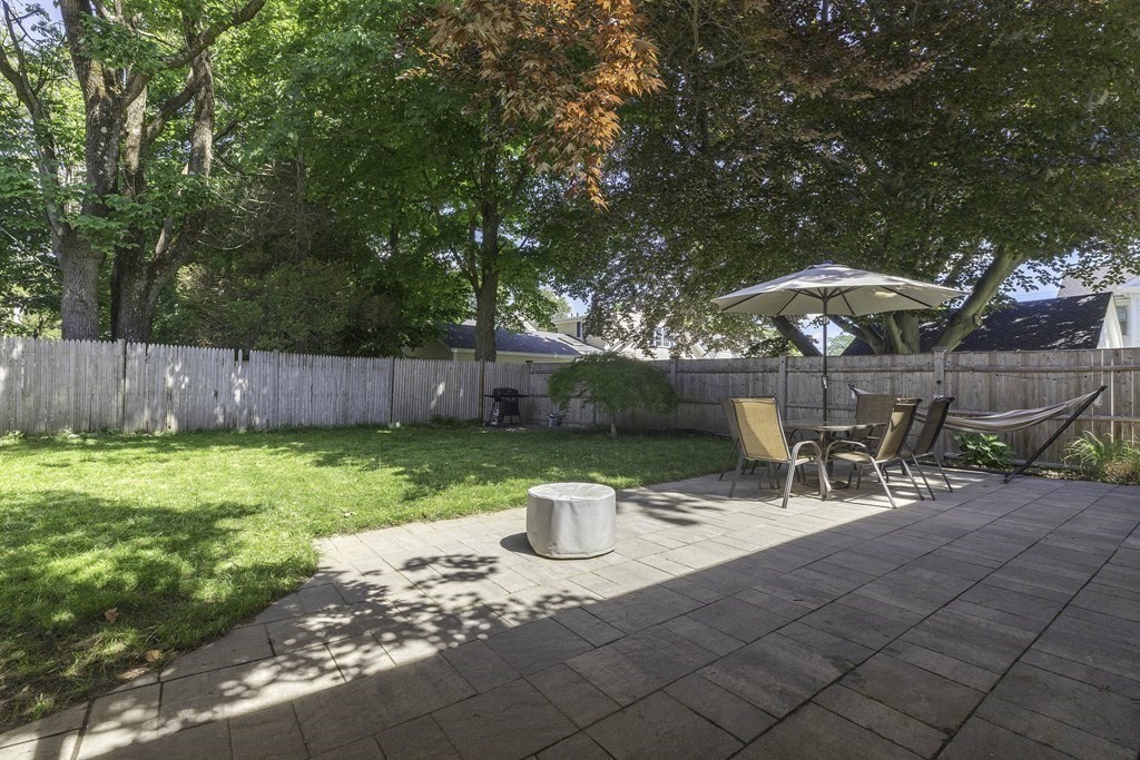 54 Ashland St Property Photo 30