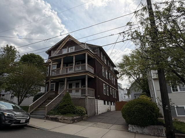 24-26 Edith Ave Property Photo 39