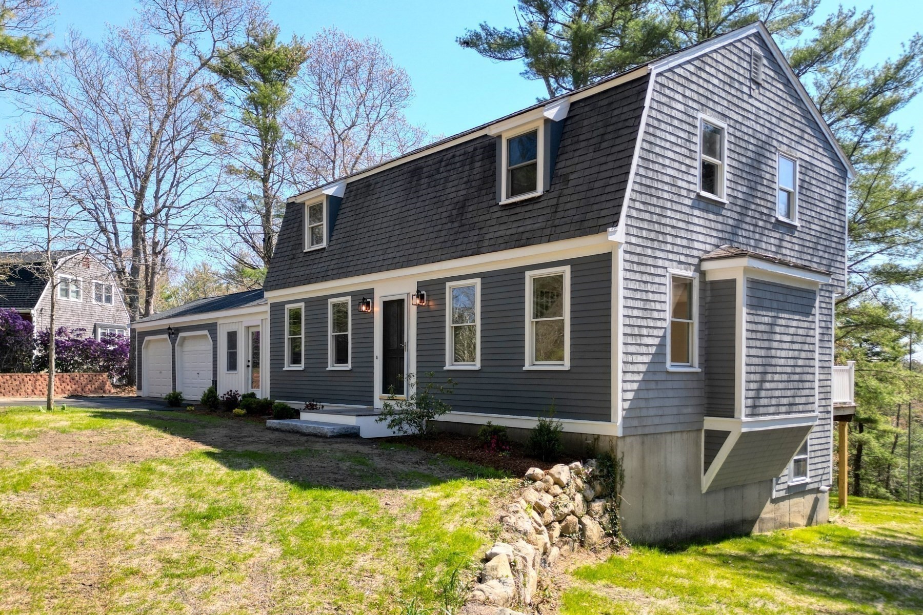 10 Anchor Drive Property Photo 2