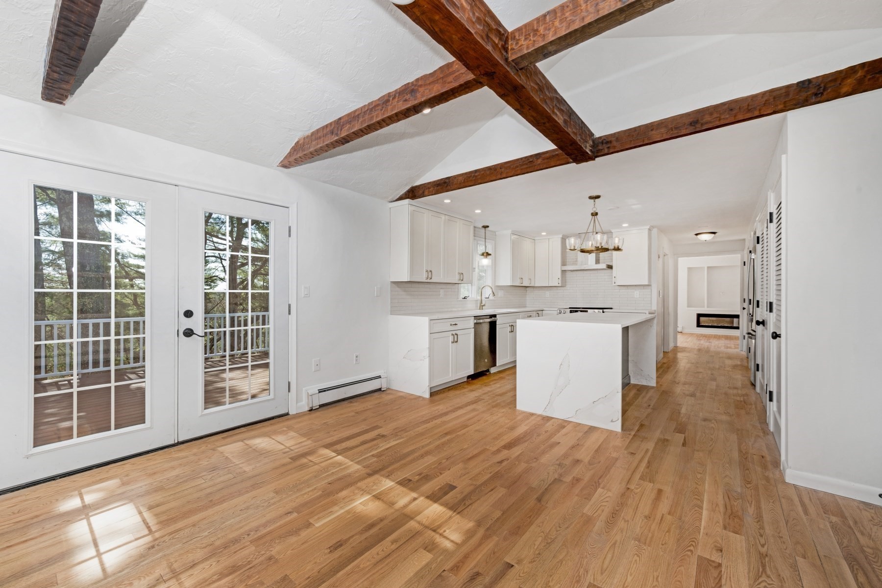 10 Anchor Drive Property Photo 4