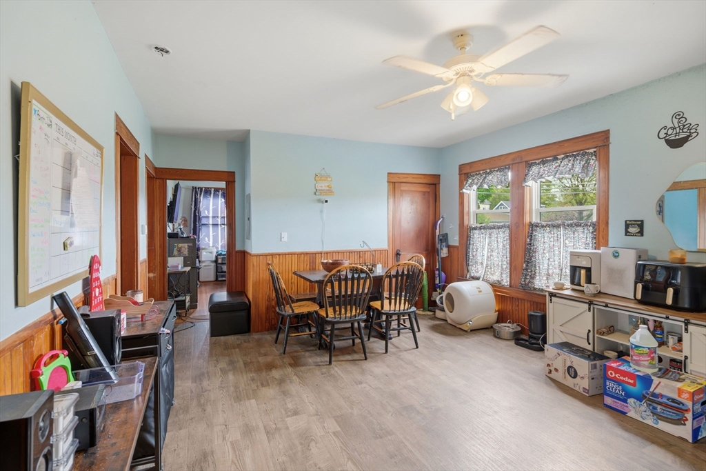 612 Rathbun St Property Photo 15