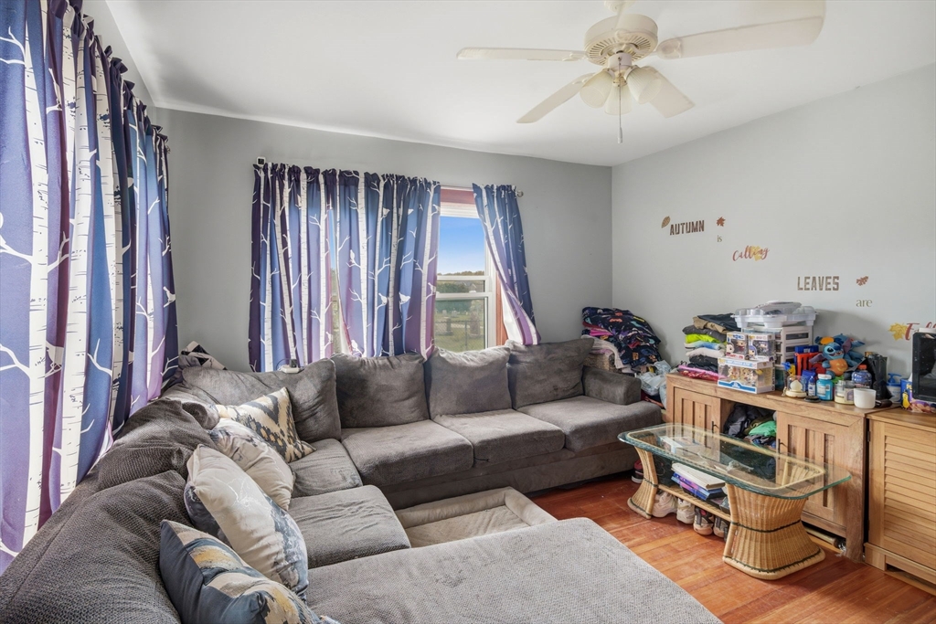 612 Rathbun St Property Photo 25