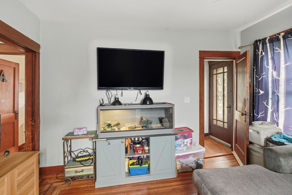 612 Rathbun St Property Photo 26