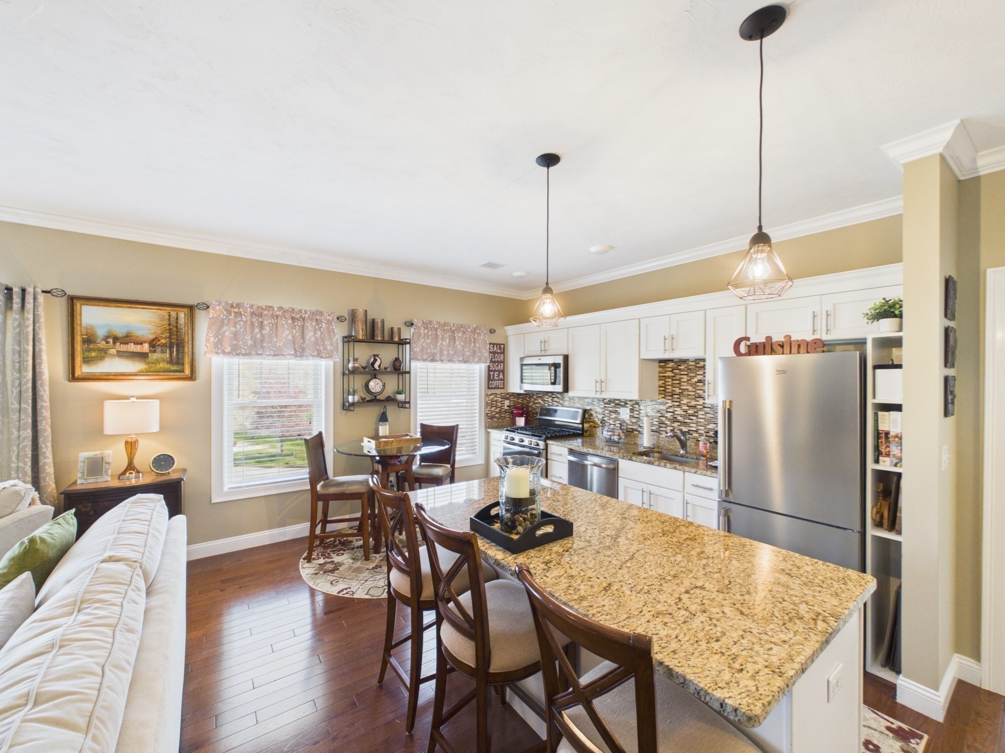 1429 Main Street # 5e Property Photo 6