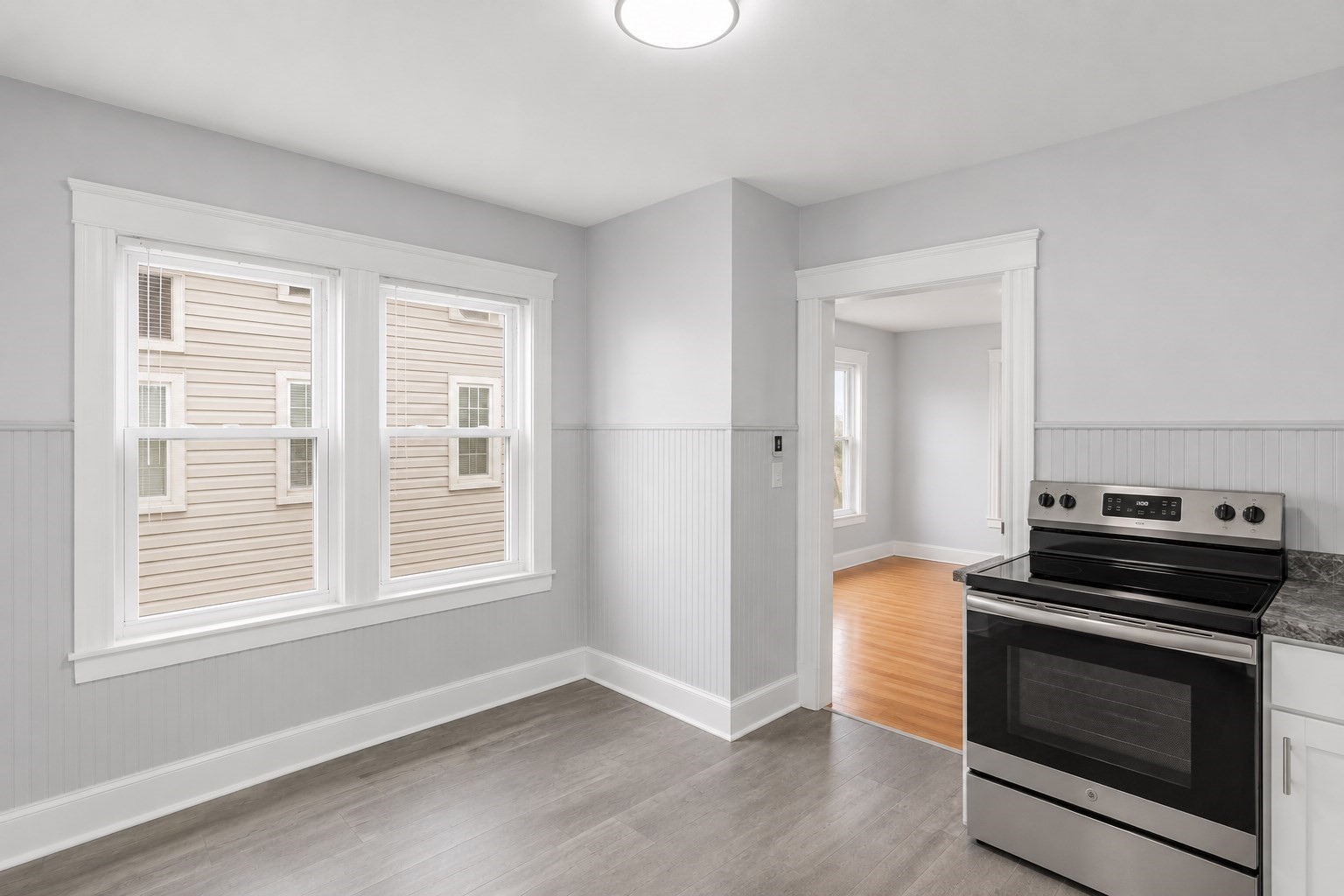 104-106 Burrill Street Property Photo 3