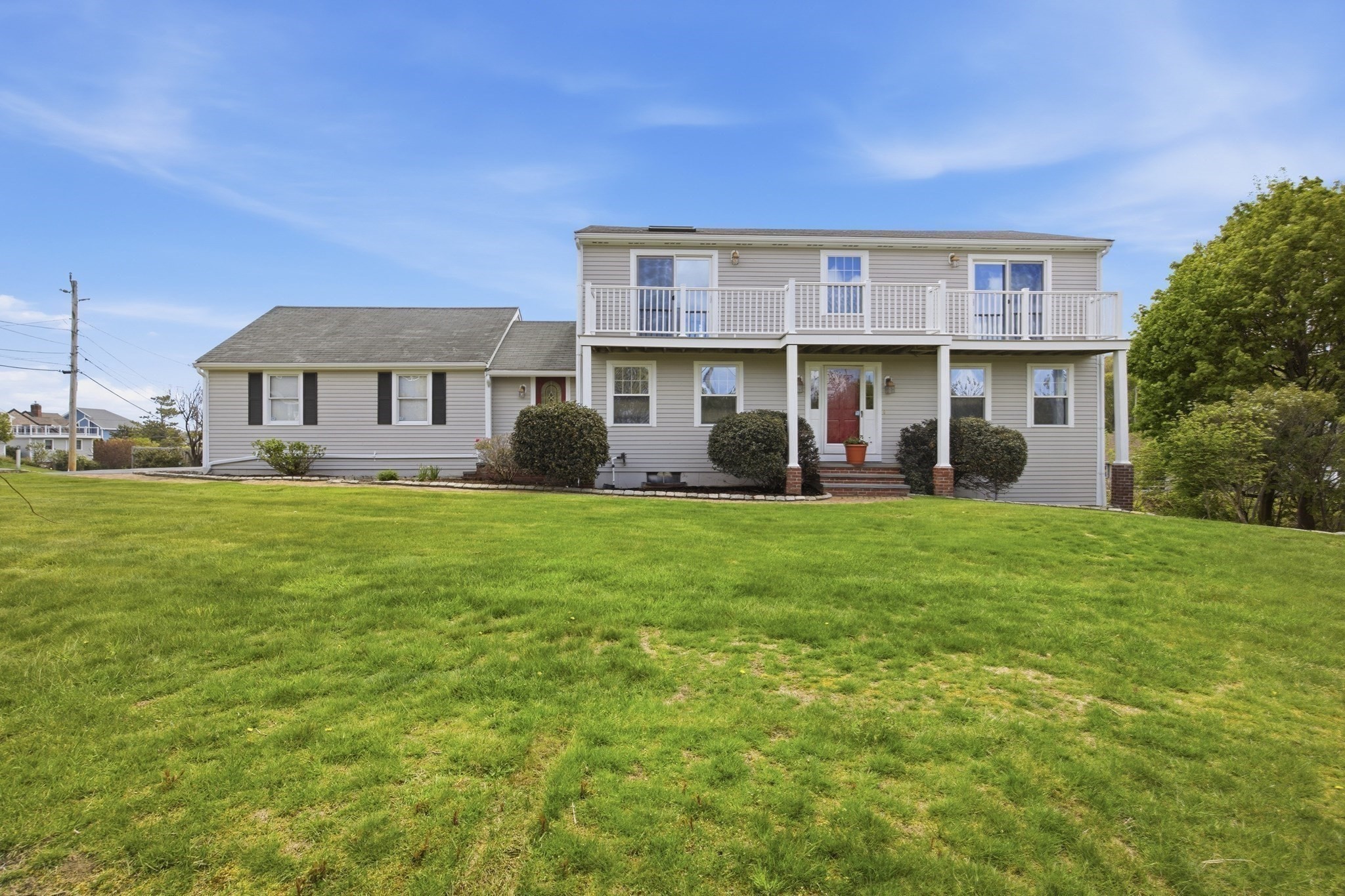 50 Harborview Rd Property Photo 3