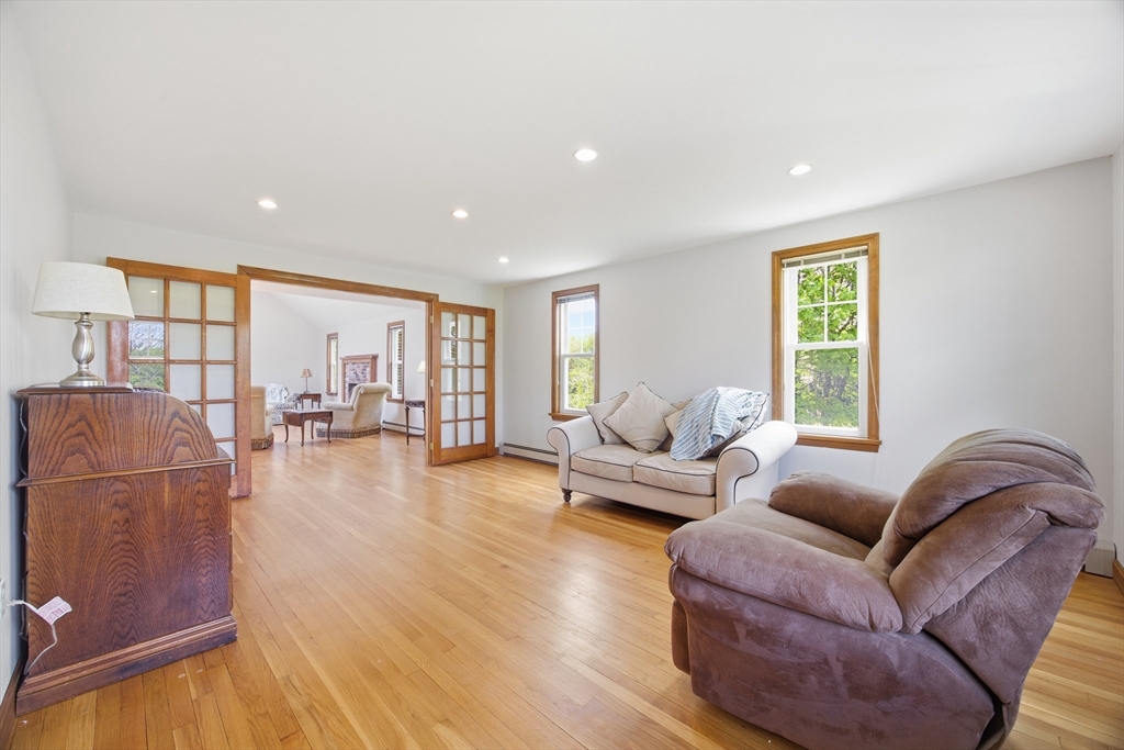50 Harborview Rd Property Photo 14
