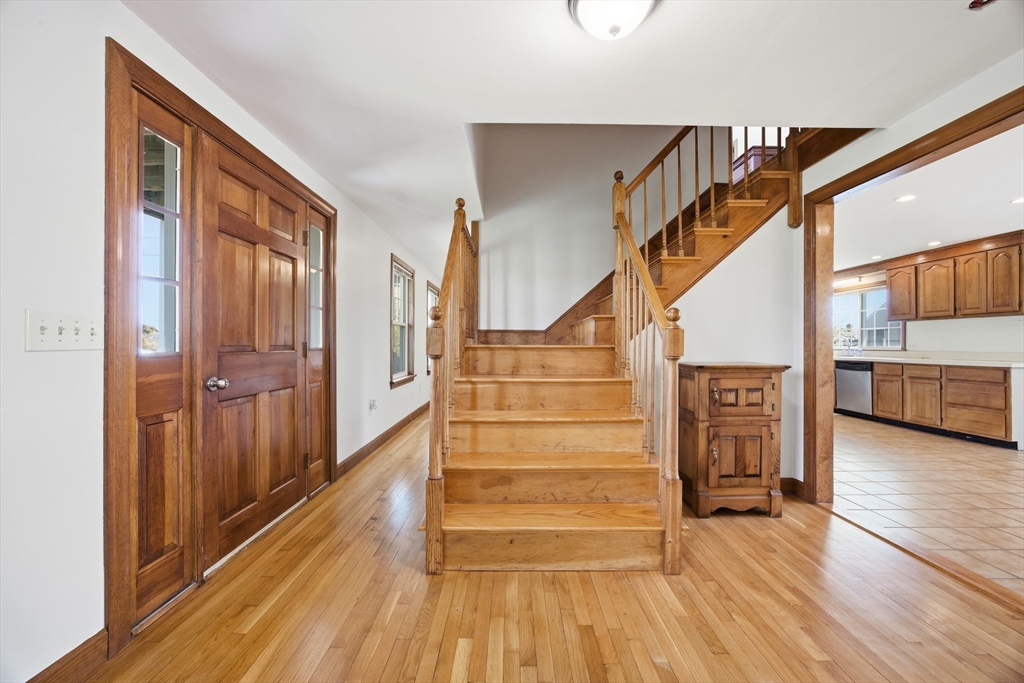 50 Harborview Rd Property Photo 15