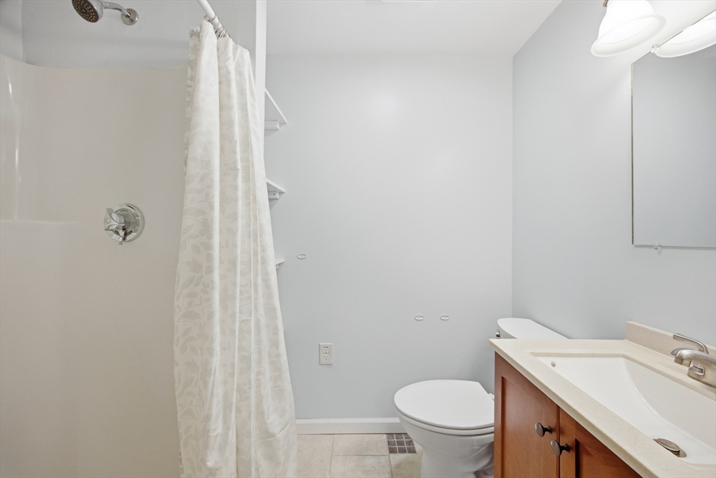 50 Harborview Rd Property Photo 27