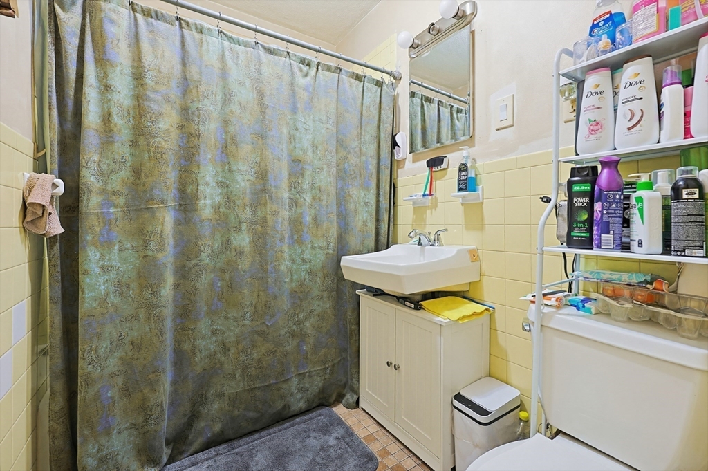 15 Kenneson Rd Property Photo 6