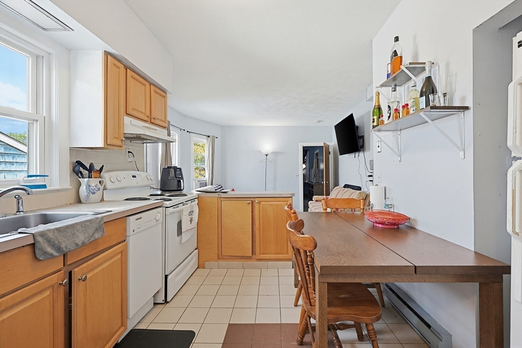 15 Kenneson Rd Property Photo 9